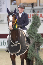 Auch Veranstalter Herbert Ulonska gewann ein Springen der internationalen Amateur-Tour. Foto: Wego